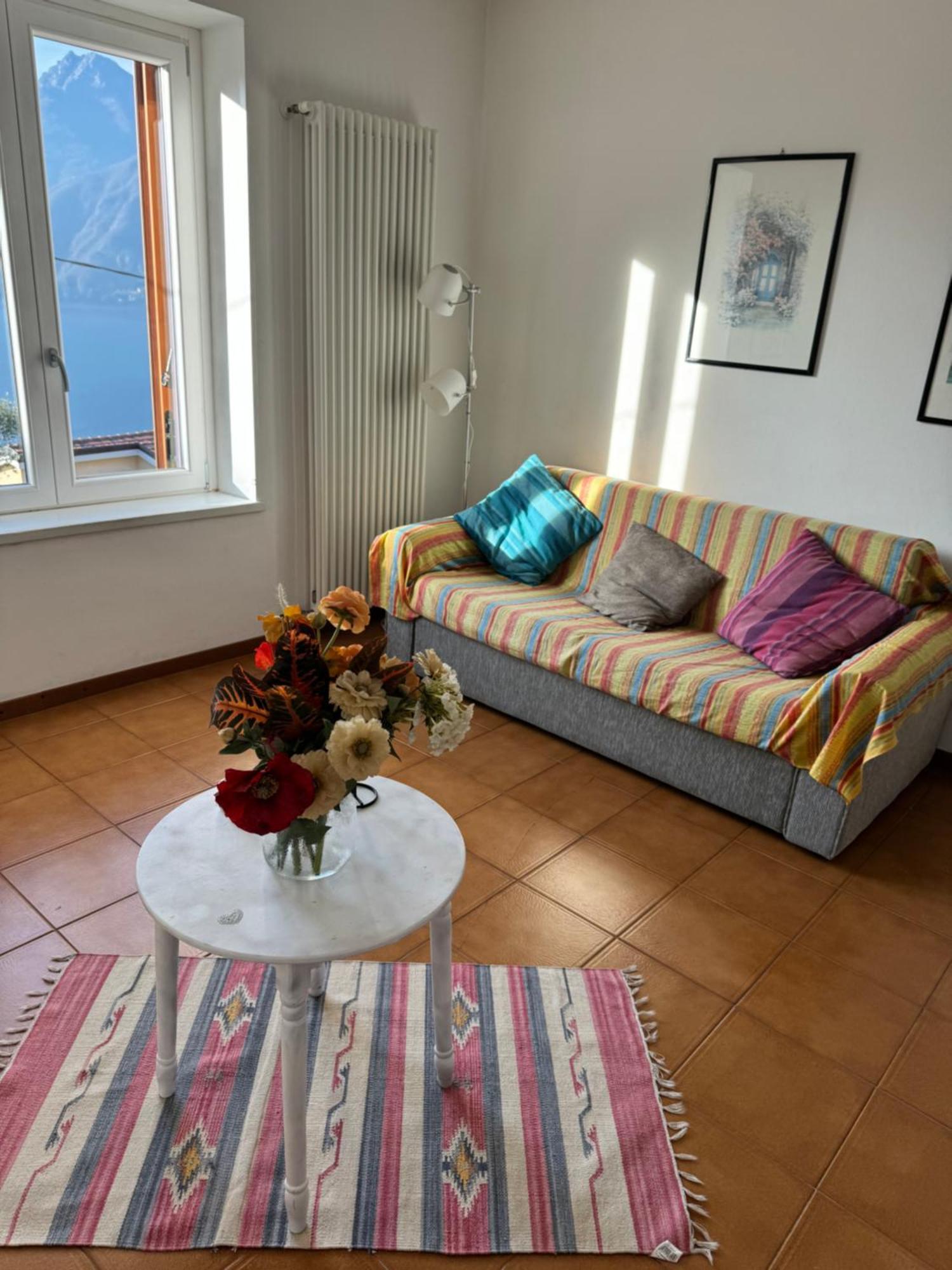 Villa Bianca Βαρένα Εξωτερικό φωτογραφία