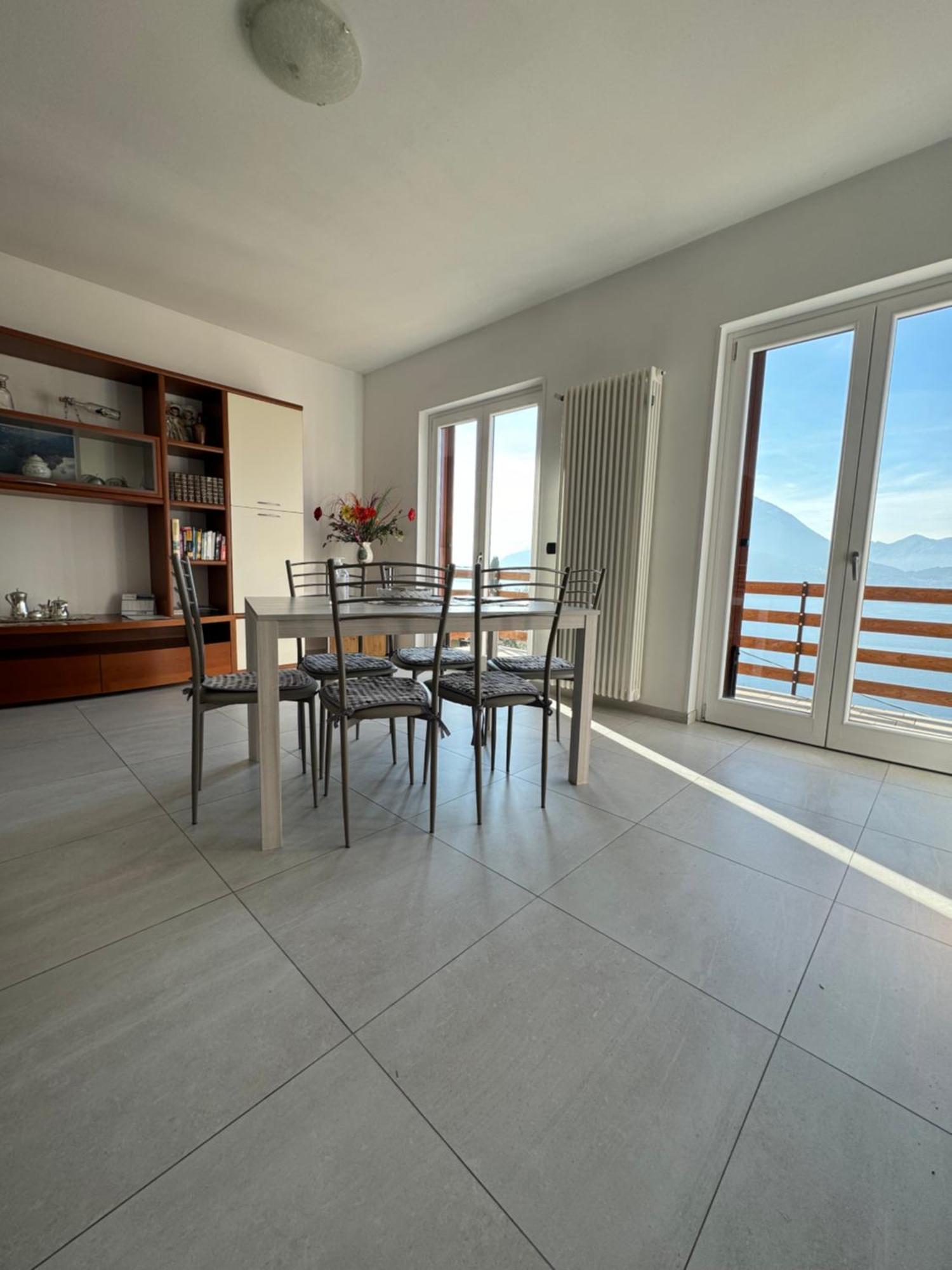 Villa Bianca Βαρένα Εξωτερικό φωτογραφία