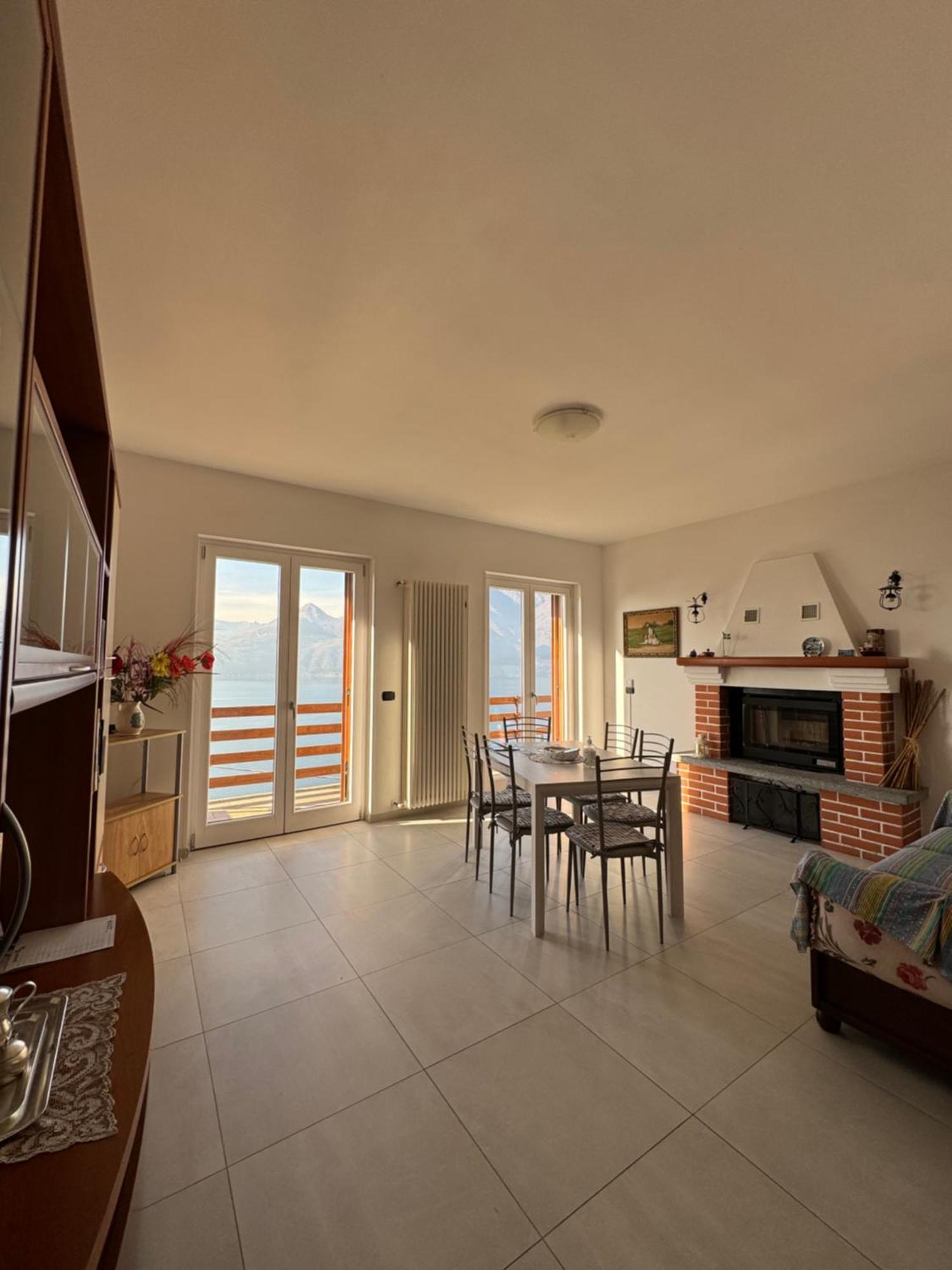 Villa Bianca Βαρένα Εξωτερικό φωτογραφία