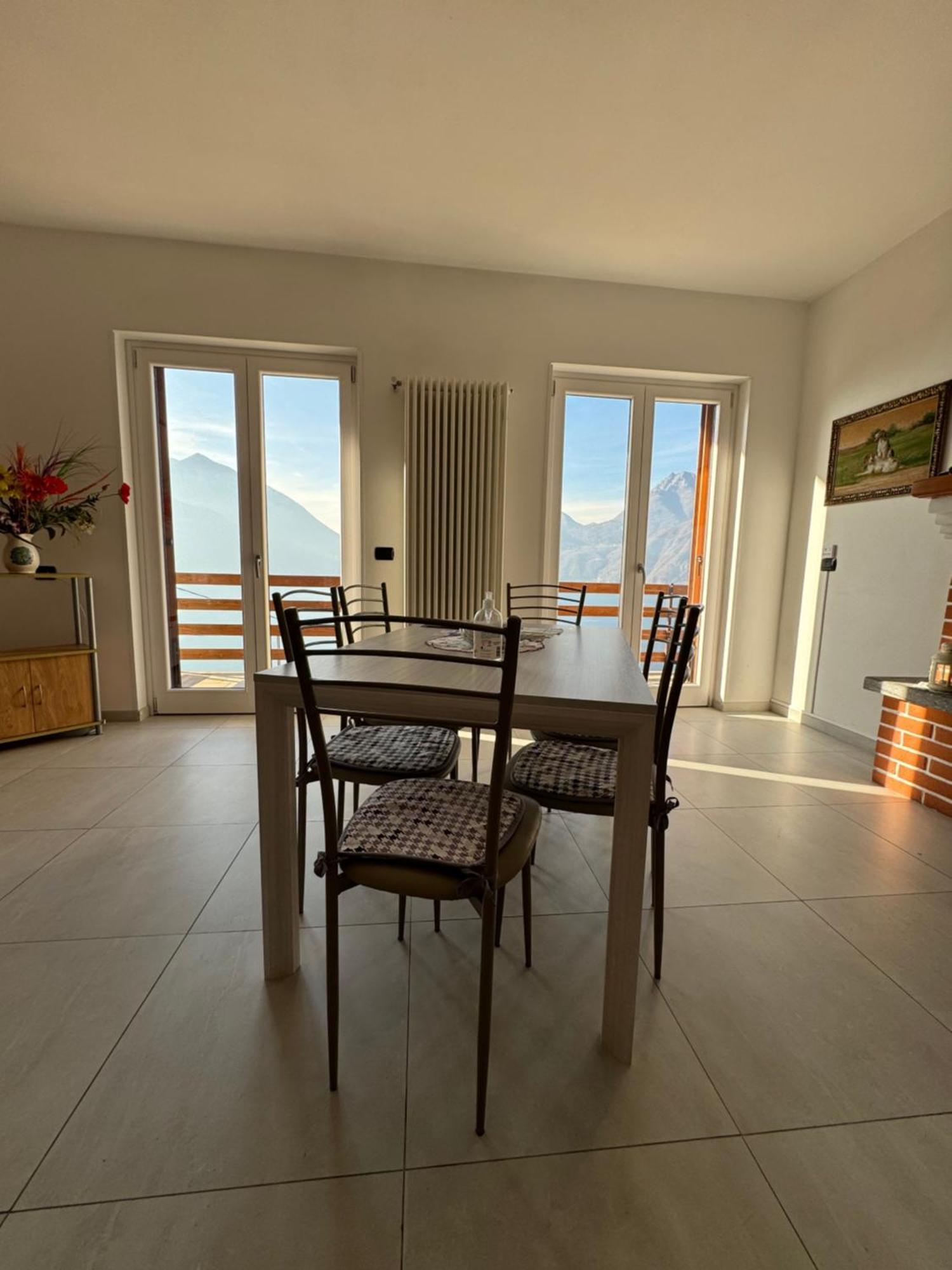 Villa Bianca Βαρένα Εξωτερικό φωτογραφία